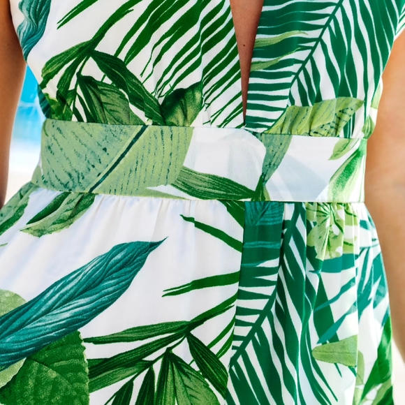 Cupshe Tropical Plunging Sleeveless Wide Leg Jumpsuit - Picture 3 of 4